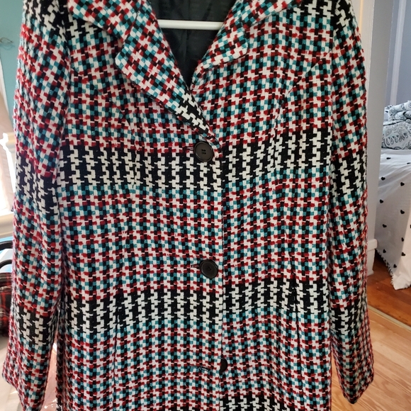 jacket - Picture 2 of 3